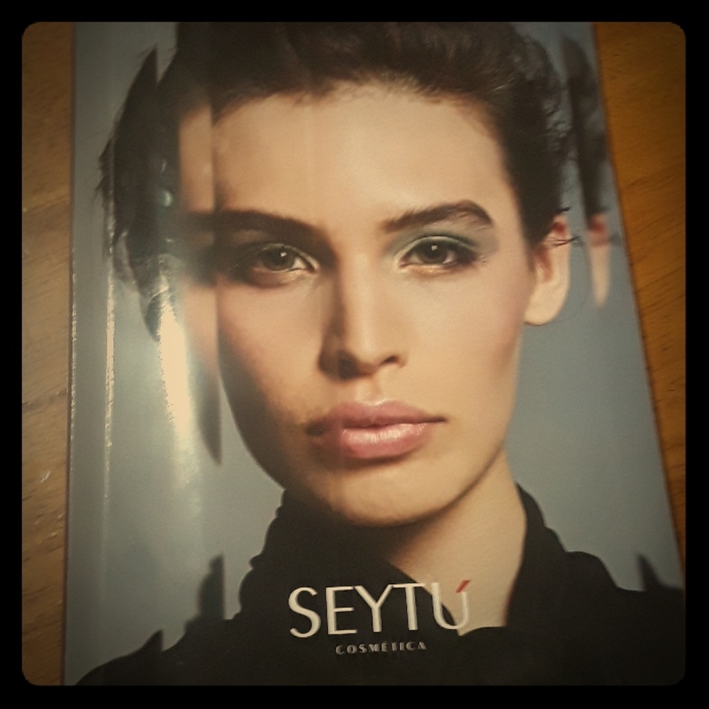 Hi my name is Maria Thomas